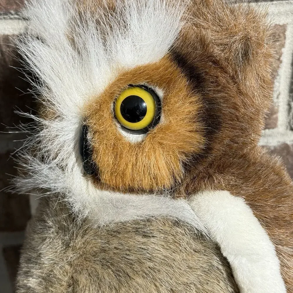 Toys R Us‎ Owl Realistic Plush 11